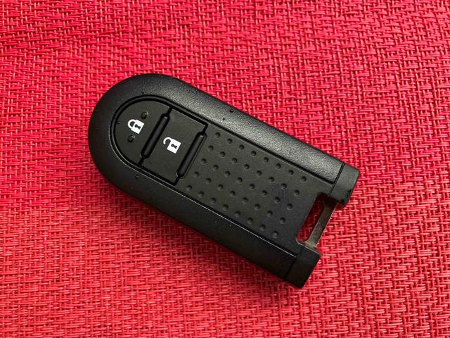 ミラトコットＧ　リミテッド　ＳＡIII走行距離無制限１２ヶ月保証付き　ＢＬＵＥＴＯＯＴＨ　衝突低減ブレーキ　ＤＶＤ再生可　横滑り防止機能　シ−トヒ−タ−　サイドカメラ　禁煙　ｉ−ｓｔｏｐ　ＬＥＤランプ　オートマチックハイビーム　キーレス（大分県）の中古車