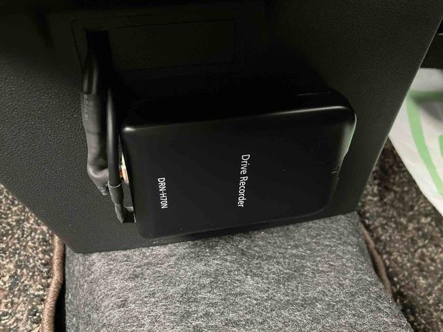 ミラトコットＧ　リミテッド　ＳＡIII走行距離無制限１２ヶ月保証付き　ＢＬＵＥＴＯＯＴＨ　衝突低減ブレーキ　ＤＶＤ再生可　横滑り防止機能　シ−トヒ−タ−　サイドカメラ　禁煙　ｉ−ｓｔｏｐ　ＬＥＤランプ　オートマチックハイビーム　キーレス（大分県）の中古車