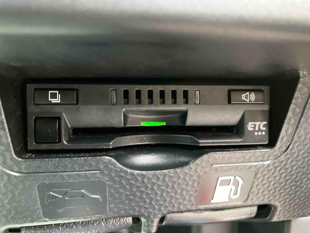 トールカスタムＧ走行距離無制限１２ヶ月保証付き　点検記録簿　左右パワースライドドア　被害軽減ブレーキ　フリーキー　アイドリングＳ　ＵＳＢ接続　ＬＥＤヘッド　オートハイビーム　ナビ　ＥＴＣ　オートライト　ＤＶＤ再生（大分県）の中古車