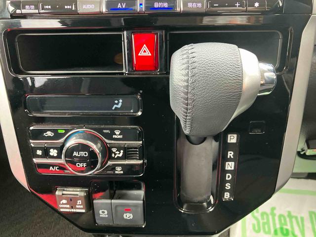 トールカスタムＧ走行距離無制限１２ヶ月保証付き　点検記録簿　左右パワースライドドア　被害軽減ブレーキ　フリーキー　アイドリングＳ　ＵＳＢ接続　ＬＥＤヘッド　オートハイビーム　ナビ　ＥＴＣ　オートライト　ＤＶＤ再生（大分県）の中古車