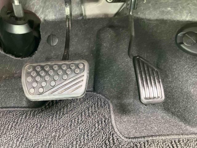 トールカスタムＧ走行距離無制限１２ヶ月保証付き　点検記録簿　左右パワースライドドア　被害軽減ブレーキ　フリーキー　アイドリングＳ　ＵＳＢ接続　ＬＥＤヘッド　オートハイビーム　ナビ　ＥＴＣ　オートライト　ＤＶＤ再生（大分県）の中古車