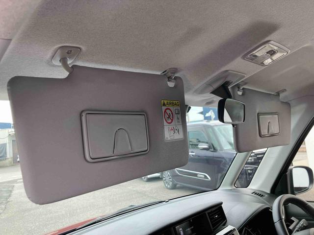 トールカスタムＧ走行距離無制限１２ヶ月保証付き　点検記録簿　左右パワースライドドア　被害軽減ブレーキ　フリーキー　アイドリングＳ　ＵＳＢ接続　ＬＥＤヘッド　オートハイビーム　ナビ　ＥＴＣ　オートライト　ＤＶＤ再生（大分県）の中古車