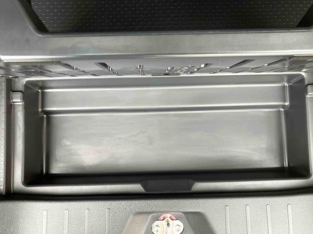 トールカスタムＧ走行距離無制限１２ヶ月保証付き　点検記録簿　左右パワースライドドア　被害軽減ブレーキ　フリーキー　アイドリングＳ　ＵＳＢ接続　ＬＥＤヘッド　オートハイビーム　ナビ　ＥＴＣ　オートライト　ＤＶＤ再生（大分県）の中古車