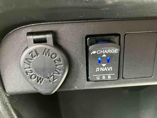 ムーヴキャンバスＧメイクアップリミテッド　ＳＡIII走行距離無制限１２ヶ月保証付き　アイスト　ＢＴ接続　Ｂカメラ　ＤＶＤ再生可　アラウンドビューモニター　スマートキープッシュスタート　ＵＳＢ入力　ＥＴＣ車載器　禁煙　車線逸脱警告　横滑り防止　カーナビ（大分県）の中古車