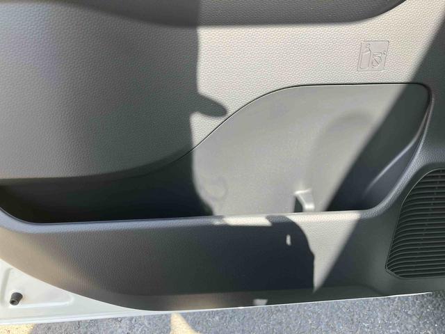 トールカスタムＧ　ワンオーナー走行距離無制限１２ヶ月保証付き　点検記録簿　レーダークルコン　左右パワースライドドア　被害軽減ブレーキ　フリーキー　アイドリングＳ　ＵＳＢ接続　ワンオーナー　ＬＥＤヘッド　オートハイビーム　禁煙車（大分県）の中古車