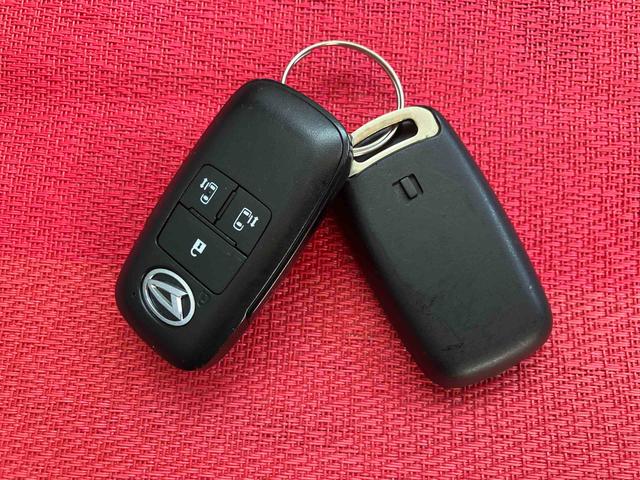 ムーヴキャンバスストライプスＧ周りと差を付けたい方にはぜひキャンバスをおすすめします！　Ｗパワースライドドア　Ｂｔオーディオ　前後誤発進抑制　点検記録簿付　セキュリティーアラーム　ＤＶＤ　シートヒータ　バックカメラ付　禁煙　ナビ（大分県）の中古車