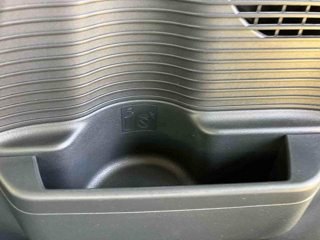 ムーヴキャンバスストライプスＧ周りと差を付けたい方にはぜひキャンバスをおすすめします！　Ｗパワースライドドア　Ｂｔオーディオ　前後誤発進抑制　点検記録簿付　セキュリティーアラーム　ＤＶＤ　シートヒータ　バックカメラ付　禁煙　ナビ（大分県）の中古車