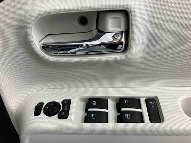 ムーヴキャンバスストライプスＧ走行距離無制限１２ヶ月保証付き　シートヒー　ＥＴＣ搭載　Ｂｌｕｅｔｏｏｔｈ対応　ＵＳＢ接続　衝突被害軽減　禁煙　メモリナビ　ＤＶＤ　イモビ　ナビ　キーフリー　衝突安全ボディ　車線逸脱　スマ−トキ−（大分県）の中古車