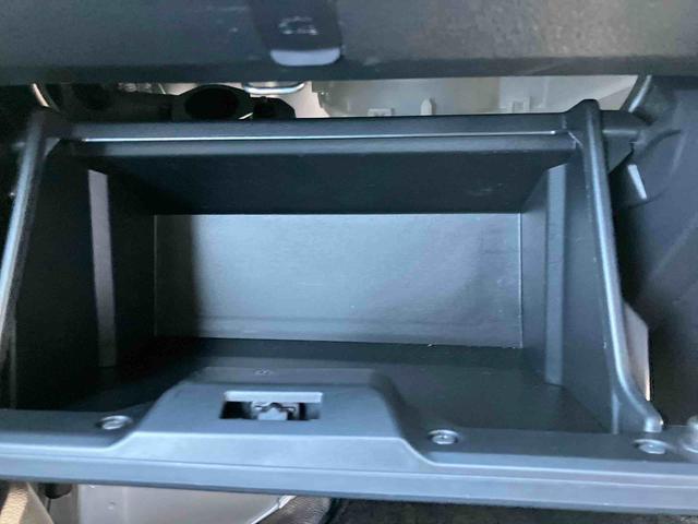 ハイゼットカーゴＤＸ　ワンオーナー走行距離無制限１２ヶ月保証付き　サポカー　禁煙　セキュリティアラーム　オートライト　１オーナー　記録簿　オートマチックハイビーム　ＡＢＳ　運転席エアバッグ　Ｉストップ　ＬＫＡ（大分県）の中古車