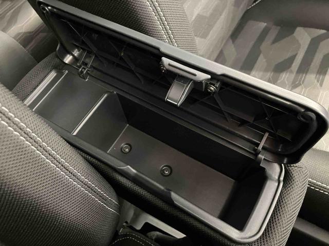 タフトＧ　ダーククロムベンチャー　ワンオーナー走行距離無制限１２ヶ月保証付き　キーレスエントリ　レーダーブレーキ　Ｂｌｕｅｔｏｏｔｈオーディオ　ＵＳＢ　盗難防止システム　１オ−ナ−　Ｂカメラ　禁煙車　アダプティブクルーズコントロール　記録簿（大分県）の中古車