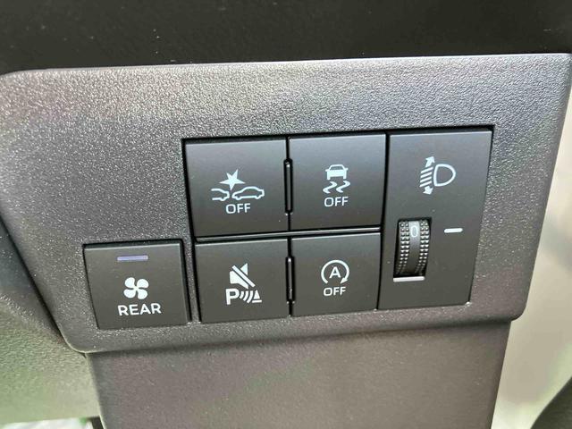 ハイゼットカーゴＤＸ　ワンオーナー走行距離無制限１２ヶ月保証付き　４ＷＤ車　レーンキープアシスト　アイドルストップ　ＶＤＣ　ダブルエアバッグ　ワンオーナー車　オートマチックハイビーム　禁煙車　記録簿　ＡＢＳ　エアバッグ　オートライト（大分県）の中古車