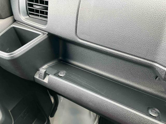 ハイゼットカーゴＤＸ　ワンオーナー走行距離無制限１２ヶ月保証付き　４ＷＤ車　レーンキープアシスト　アイドルストップ　ＶＤＣ　ダブルエアバッグ　ワンオーナー車　オートマチックハイビーム　禁煙車　記録簿　ＡＢＳ　エアバッグ　オートライト（大分県）の中古車