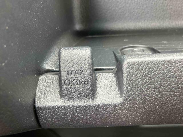 ハイゼットカーゴＤＸ　ワンオーナー走行距離無制限１２ヶ月保証付き　４ＷＤ車　レーンキープアシスト　アイドルストップ　ＶＤＣ　ダブルエアバッグ　ワンオーナー車　オートマチックハイビーム　禁煙車　記録簿　ＡＢＳ　エアバッグ　オートライト（大分県）の中古車