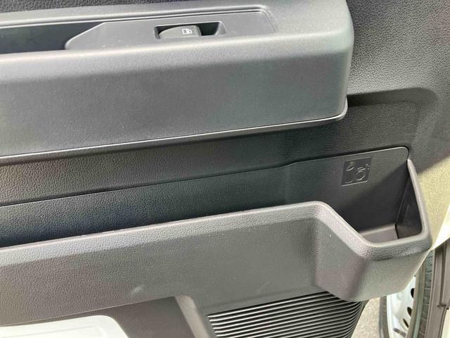 ハイゼットカーゴＤＸ　ワンオーナー走行距離無制限１２ヶ月保証付き　４ＷＤ車　レーンキープアシスト　アイドルストップ　ＶＤＣ　ダブルエアバッグ　ワンオーナー車　オートマチックハイビーム　禁煙車　記録簿　ＡＢＳ　エアバッグ　オートライト（大分県）の中古車