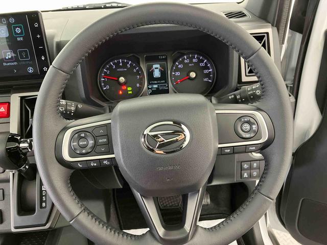 タフトＧターボ　ダーククロムベンチャー　ワンオーナー外観も内観もかっこいいクルマ！ぜひご来店お待ちしております。　追従クルコン　ＵＳＢ接続　誤発進抑制機能　Ｂｌｕｅｔｏｏｔｈオーディオ　パノラマモニター対応　安全ボディ　禁煙　シートヒータ　ワンオーナ（大分県）の中古車