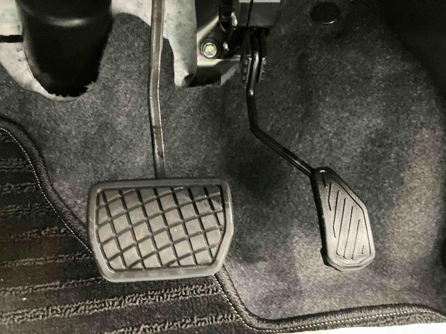 タフトＧターボ　ダーククロムベンチャー　ワンオーナー外観も内観もかっこいいクルマ！ぜひご来店お待ちしております。　追従クルコン　ＵＳＢ接続　誤発進抑制機能　Ｂｌｕｅｔｏｏｔｈオーディオ　パノラマモニター対応　安全ボディ　禁煙　シートヒータ　ワンオーナ（大分県）の中古車