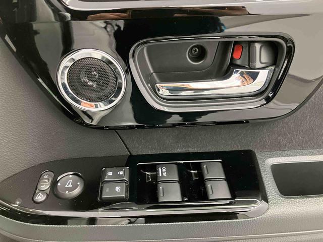 N−BOXカスタムLターボ走行距離無制限12ヶ月保証付き バックアイカメラ 軽減ブレーキ Bluetoothオーディオ カーナビ 両席エアバック ESC DVD 盗難防止装置 USB シートH スマートキープッシュスタート(大分県)の中古車