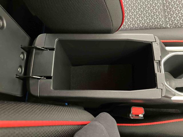 ロッキーＸ　ＨＥＶ走行距離無制限１２ヶ月保証付き　ＤＶＤ再生　ミュージックプレイヤー接続可　ＥＴＣ車載器　オートハイビーム　メモリーナビ　サイドカメラ　盗難防止装置　禁煙　ＵＳＢ　ＬＥＤヘッドランプ　ドラレコ　キーレス（大分県）の中古車