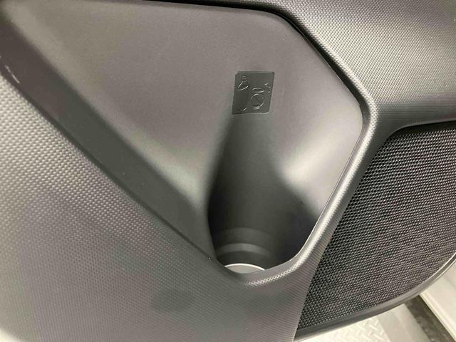 ロッキーＸ　ＨＥＶ走行距離無制限１２ヶ月保証付き　ＤＶＤ再生　ミュージックプレイヤー接続可　ＥＴＣ車載器　オートハイビーム　メモリーナビ　サイドカメラ　盗難防止装置　禁煙　ＵＳＢ　ＬＥＤヘッドランプ　ドラレコ　キーレス（大分県）の中古車