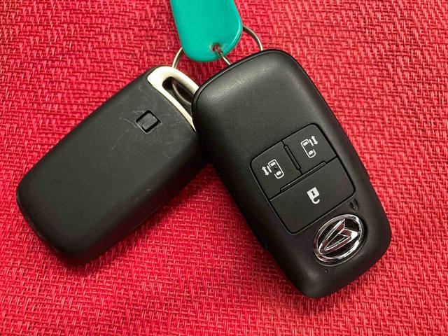 タントファンクロスほんとに軽自動車？と思うくらいの室内の広さが自慢です。　ワンオーナ　Ｂｌｕｅｔｏｏｔｈオーディオ　前後誤発進抑制　アイドリングストップ搭載　Ｂカメラ　ＵＳＢ　Ａライト　ＡＨＢ　レーンキープアシスト（大分県）の中古車