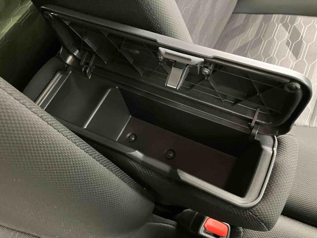 タントファンクロスほんとに軽自動車？と思うくらいの室内の広さが自慢です。　ワンオーナ　Ｂｌｕｅｔｏｏｔｈオーディオ　前後誤発進抑制　アイドリングストップ搭載　Ｂカメラ　ＵＳＢ　Ａライト　ＡＨＢ　レーンキープアシスト（大分県）の中古車