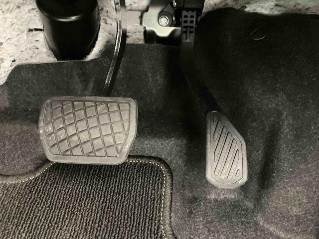 タントファンクロスほんとに軽自動車？と思うくらいの室内の広さが自慢です。　ワンオーナ　Ｂｌｕｅｔｏｏｔｈオーディオ　前後誤発進抑制　アイドリングストップ搭載　Ｂカメラ　ＵＳＢ　Ａライト　ＡＨＢ　レーンキープアシスト（大分県）の中古車