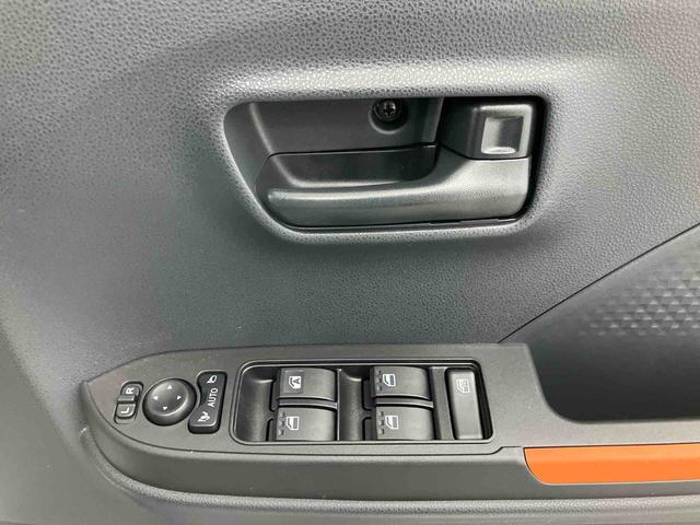 タントファンクロスほんとに軽自動車？と思うくらいの室内の広さが自慢です。　ワンオーナ　Ｂｌｕｅｔｏｏｔｈオーディオ　前後誤発進抑制　アイドリングストップ搭載　Ｂカメラ　ＵＳＢ　Ａライト　ＡＨＢ　レーンキープアシスト（大分県）の中古車
