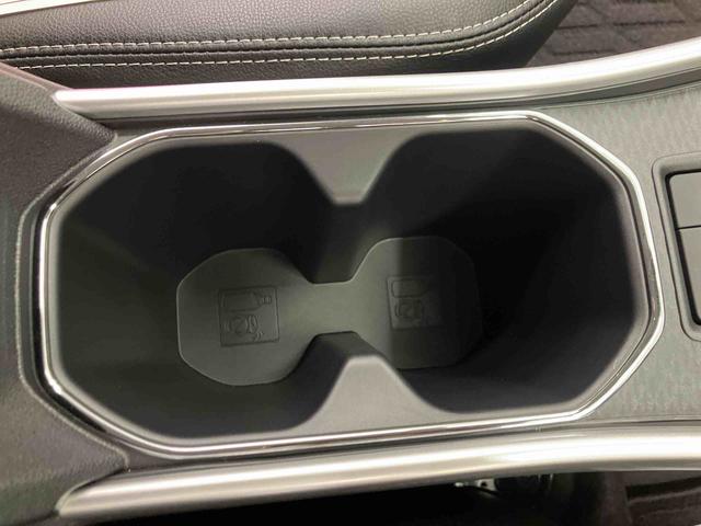 ロッキープレミアムＧ　ＨＥＶ　ワンオーナー走行距離無制限１２ヶ月保証付き　軽減ブレーキ　Ｒカメラ　アルミ　Ａクルコン　ＬＥＤヘッドランプ　禁煙　アイドリングストップ　レーンキープアシスト　ワンオーナー　盗難防止システム　記録簿　衝突安全ボディ（大分県）の中古車