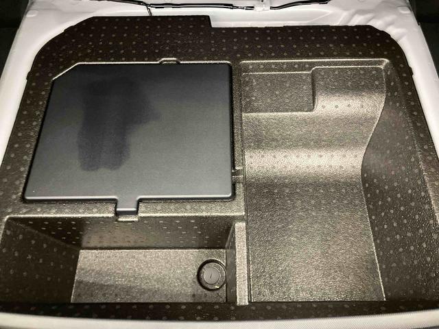 ロッキープレミアムＧ　ＨＥＶ　ワンオーナー走行距離無制限１２ヶ月保証付き　軽減ブレーキ　Ｒカメラ　アルミ　Ａクルコン　ＬＥＤヘッドランプ　禁煙　アイドリングストップ　レーンキープアシスト　ワンオーナー　盗難防止システム　記録簿　衝突安全ボディ（大分県）の中古車