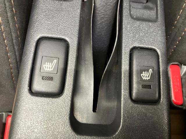 コペンローブ　Ｓ走行距離無制限１２ヶ月保証付き　スマートキ−　ＢＬＵＥＴＯＯＴＨ　ＥＴＣ車載器　横滑り防止システム　ターボ車　ナビ付き　アルミ　エアバック　アイドリングＳ　シートヒータ　キーフリー　禁煙　ＵＳＢ接続（大分県）の中古車