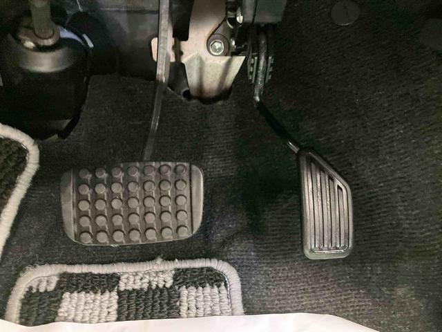 コペンローブ　Ｓ走行距離無制限１２ヶ月保証付き　スマートキ−　ＢＬＵＥＴＯＯＴＨ　ＥＴＣ車載器　横滑り防止システム　ターボ車　ナビ付き　アルミ　エアバック　アイドリングＳ　シートヒータ　キーフリー　禁煙　ＵＳＢ接続（大分県）の中古車