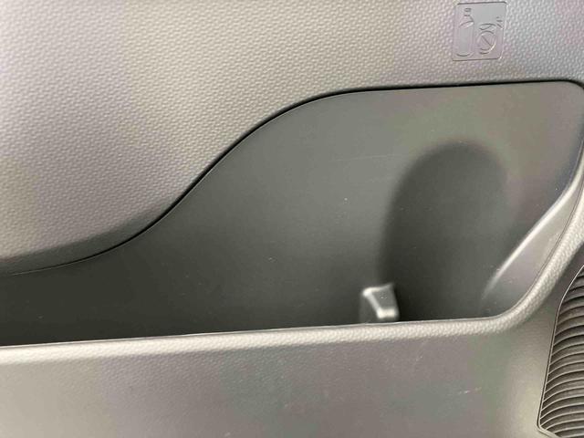 トールＧ走行距離無制限１２ヶ月保証付き　両側オートスライドドア　Ｒカメラ　Ｂｌｕｅｔｏｏｔｈオーディオ　ナビ付き　Ａライト　禁煙　ＬＥＤライト　盗難防止システム　ＥＴＣ　キーフリー　オートハイビーム　ドラレコ（大分県）の中古車