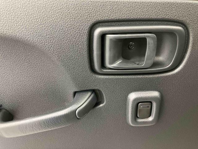 ハイゼットトラックジャンボエクストラi−stop 切り替え4WD 車線逸脱 ワンオーナー車 試乗車アップ ハイビームアシスト 禁煙 Wエアバック 運転席エアバック Aライト 記録簿あり ABS プリクラッシュセーフティ(大分県)の中古車