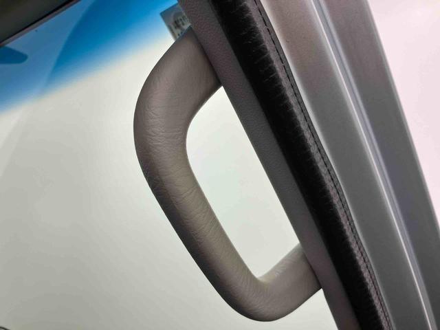 ハイゼットカーゴデラックスSAIII走行距離無制限12ヶ月保証付き 両側スライド 整備点検記録簿 禁煙 イモビライザー レーダーブレーキ オートライト エアバック 横滑り防止 ABS オートハイビーム アイドリングストップ車(大分県)の中古車