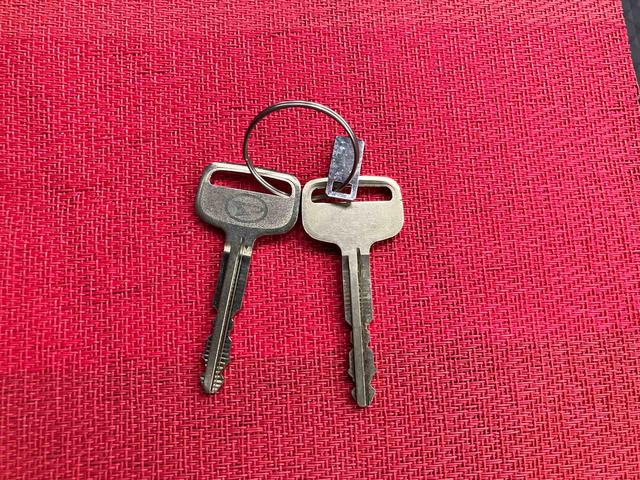 ハイゼットトラックスタンダード 農用スペシャル ワンオーナー走行距離無制限12ヶ月保証付き LEDヘッド 定期点検記録簿 ワンオーナー車 センターデフロック 禁煙車 エアバッグ ブレーキサポート 4WD 盗難防止装置 パワーステアリング 車線逸脱警報装置(大分県)の中古車