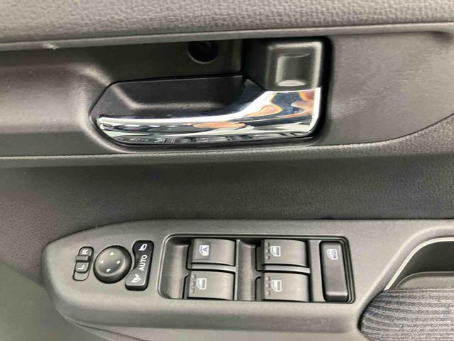 ムーヴＲＳ　ワンオーナー走行距離無制限１２ヶ月保証付き　緊急ブレーキ　ワンオーナー車　レーダークルコン　スマートキー＆プッシュスタート　禁煙　両側電動ドア　レーンキープアシスト　Ｂカメラ　キーレスエントリー　ターボ　記録簿（大分県）の中古車
