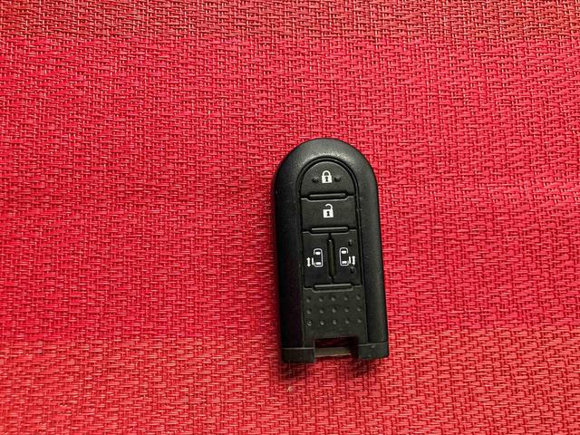 トールカスタムG リミテッドII SAIII走行距離無制限12ヶ月保証付き キーレス オートハイビーム スマートキー&プッシュスタート Rカメラ 禁煙車 LEDヘッド 車線逸脱警報 シ−トヒ−タ− ETC ドラレコ DVD アルミホイール(大分県)の中古車