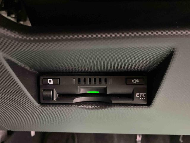 ロッキープレミアムG走行距離無制限12ヶ月保証付き 衝突回避支援システム USBポート レーンキープ Bluetoothオーディオ シートヒータ アダプティブクルーズコントロール 禁煙 オートマチックハイビーム キーレス(大分県)の中古車