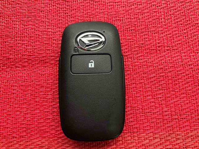 タフトＧ　ダーククロムベンチャー走行距離無制限１２ヶ月保証付き　Ｂモニター　ＢＬＵＥＴＯＯＴＨ　誤発進抑制装置　インテリキー　盗難防止　ムーンルーフ　ＵＳＢ　禁煙　レーンアシスト　ドラレコ　キーフリー　アイドリングＳ　シートヒーター（大分県）の中古車