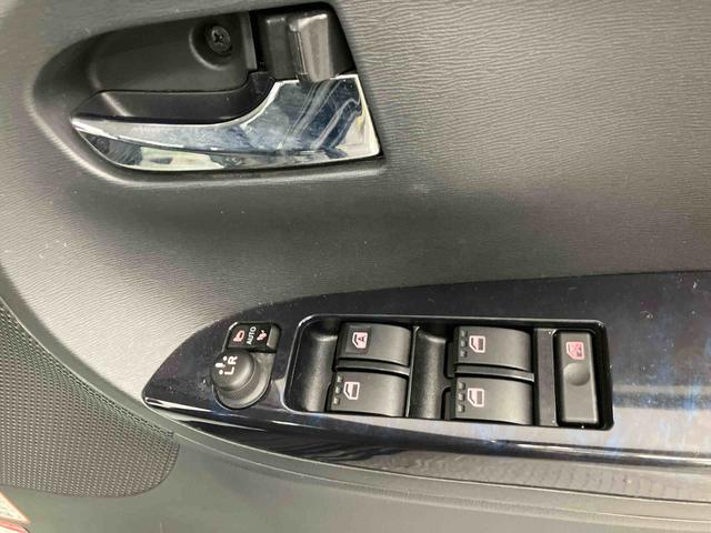 タントカスタムX トップエディションSAIII走行距離無制限12ヶ月保証付き オートLED Bモニター Iストップ Bluetooth 盗難防止装置 横滑防止装置 LEDヘッドランプ スマキー オートライト レーンアシスト 禁煙 キーフリー(大分県)の中古車