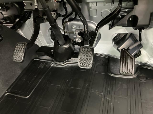 ハイゼットトラックスタンダード 農用スペシャル ワンオーナー走行距離無制限12ヶ月保証付き 点検記録簿 ワンオーナー 切替4WD エアバック AC 車線逸脱警報 パワーステアリング センターデフロック デュアルエアバック オートライト 衝突被害軽減システム(大分県)の中古車
