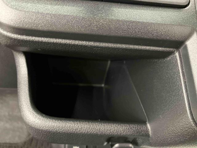 ムーヴX ワンオーナー走行距離無制限12ヶ月保証付き 誤発進抑制装置 LEDヘッド スマートキープッシュスタート 衝突安全ボディ 盗難防止アラーム キーレスエントリー レーンアシスト アイドリングストップ オートハイビーム(大分県)の中古車
