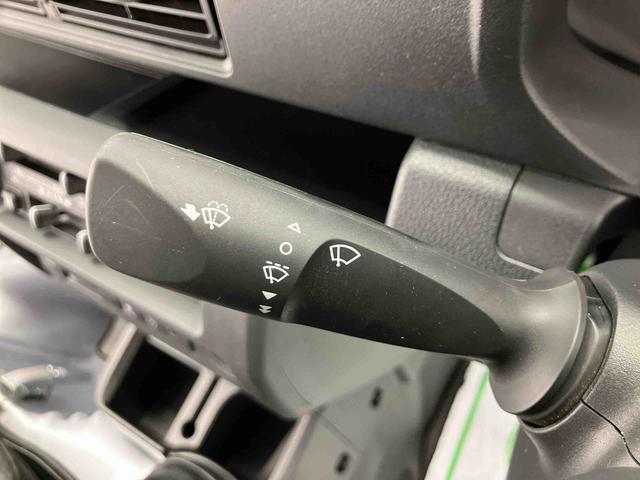 ハイゼットトラックスタンダード 農用スペシャル ワンオーナー走行距離無制限12ヶ月保証付き 点検記録簿 ワンオーナー 切替4WD エアバック AC 禁煙車 車線逸脱警報 パワーステアリング センターデフロック デュアルエアバック オートライト オートハイビーム(大分県)の中古車