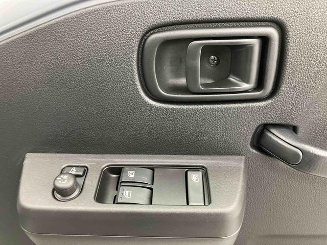 ハイゼットトラックジャンボエクストラ　ワンオーナー走行距離無制限１２ヶ月保証付き　ワンオーナー車　レーンキープ　禁煙　横滑防止装置　キーフリーシステム　パートタイム４ＷＤ　Ａライト　ＬＥＤヘットライト　ハイビームアシスト　助手席エアバック　記録簿あり（大分県）の中古車