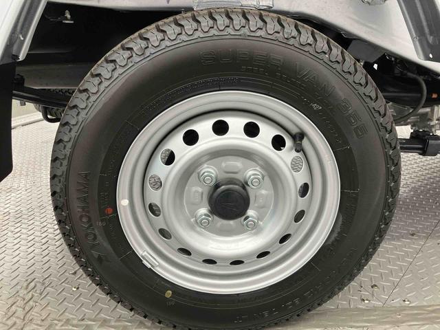 ハイゼットトラックジャンボエクストラ　ワンオーナー走行距離無制限１２ヶ月保証付き　ワンオーナー車　レーンキープ　禁煙　横滑防止装置　キーフリーシステム　パートタイム４ＷＤ　Ａライト　ＬＥＤヘットライト　ハイビームアシスト　助手席エアバック　記録簿あり（大分県）の中古車