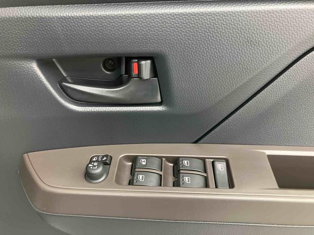 トールＸ走行距離無制限１２ヶ月保証付き　Ｂカメラ　衝突被害軽減ブレーキ　ＵＳＢ　ＢＴ　キーフリーシステム　Ａストップ　禁煙　ＡＢＳ　横滑り防止機能　盗難防止装置　Ｗエアバッグ　エアバッグ　Ａライト　ＴＶ（大分県）の中古車