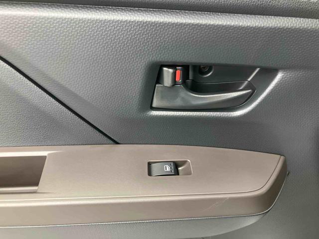トールＸ走行距離無制限１２ヶ月保証付き　Ｂカメラ　衝突被害軽減ブレーキ　ＵＳＢ　ＢＴ　キーフリーシステム　Ａストップ　禁煙　ＡＢＳ　横滑り防止機能　盗難防止装置　Ｗエアバッグ　エアバッグ　Ａライト　ＴＶ（大分県）の中古車