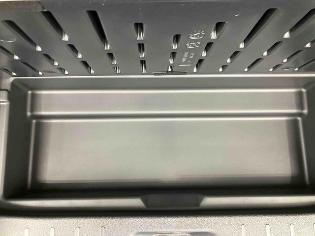 トールＸ走行距離無制限１２ヶ月保証付き　Ｂカメラ　衝突被害軽減ブレーキ　ＵＳＢ　ＢＴ　キーフリーシステム　Ａストップ　禁煙　ＡＢＳ　横滑り防止機能　盗難防止装置　Ｗエアバッグ　エアバッグ　Ａライト　ＴＶ（大分県）の中古車