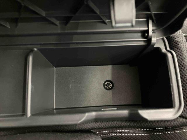 タフトＧターボ　クロムベンチャー外観も内観もかっこいいクルマ！ぜひご来店お待ちしております。　バックガイドモニター　追従走行　ブルートゥース　イモビライザー　カーナビ　ＵＳＢ　ＬＥＤライト　禁煙　レーンアシスト　シートヒータ付き（大分県）の中古車