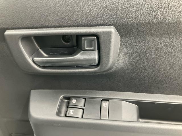 ハイゼットカーゴDX ワンオーナー走行距離無制限12ヶ月保証付き 運転席エアバック 衝突回避支援ブレーキ キーレスエントリ i−stop 運転席助手席エアバック 盗難防止装置 レーンアシスト オートライト オートマチックハイビーム(大分県)の中古車